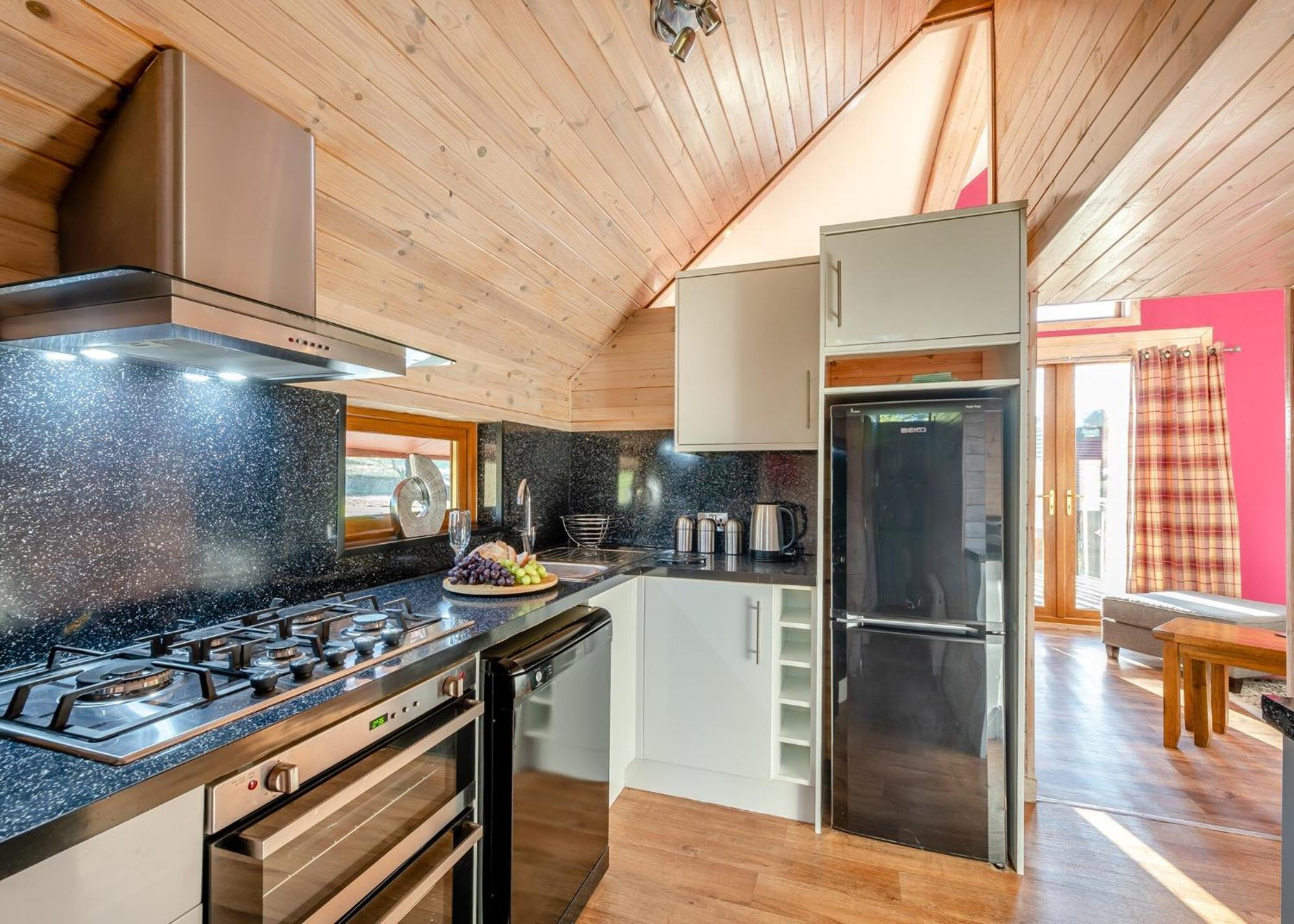 Nunland Hillside Lodges Holywood  Екстериор снимка